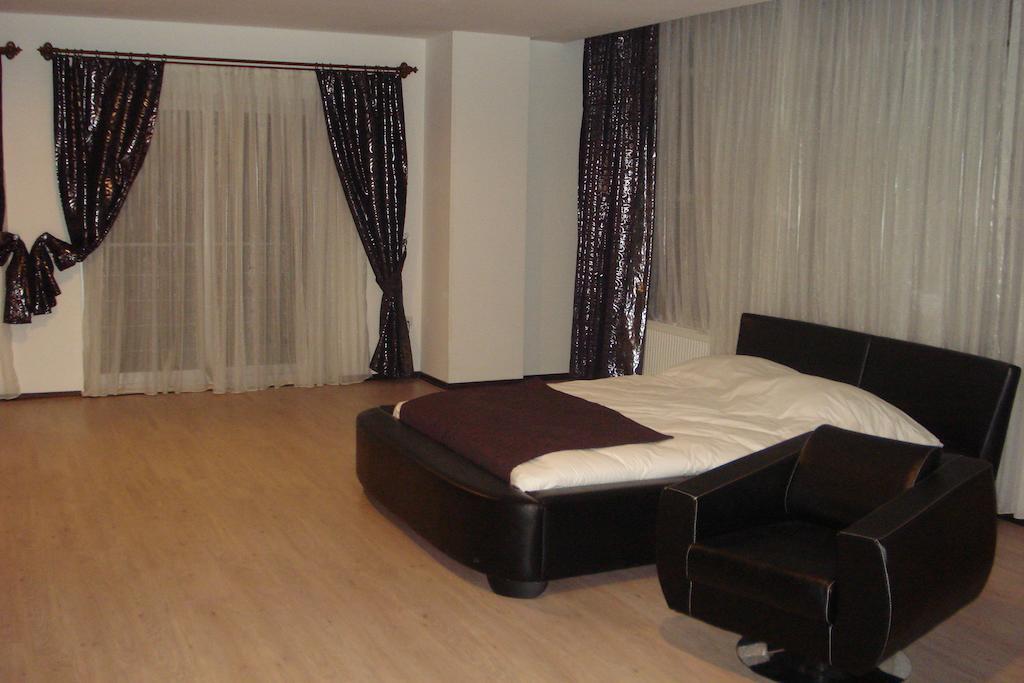 Ozdemir Hotel Pamukova Rum bild